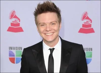 Qui est ce chanteur ?