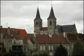 Je pars  Chaumont ( Haute-Marne ), o la ville est chef-lieu ...