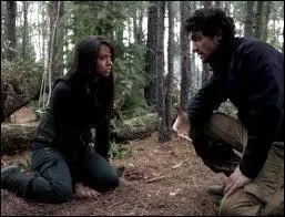 Dans l'pisode 13, saison 4 : qui cherche Bonnie et les autres sur l'le ?