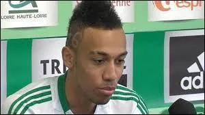 Avec quelle quipe allemande, P. E Aubameyang s'est-il engag ?