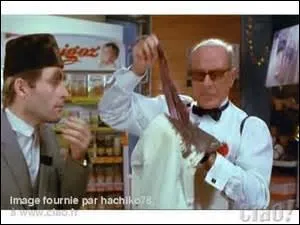 Quelle est la phrase du pharmacien quand le gteau de Monsieur Preskovic tche sa veste ?
