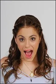 Violetta a-t-elle des frres ou surs ?