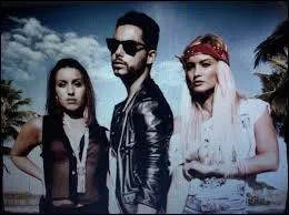 Qui sont les trois chanteurs ?