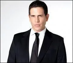 Comment s'appelle le pre de Violetta ?