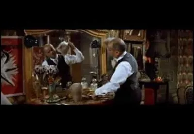 Dans quel film joue Louis de Funs ?