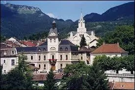 La ville de Gex ( Ain ) est chef-lieu ...