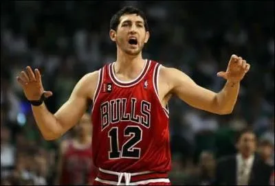 Qui est ce joueur des Bulls ?