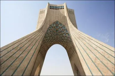 La Tour Azadi de ...