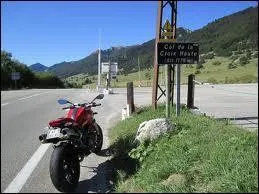 Voici le col de Lus-la-Croix Haute. D'un ct les Hautes-Alpes, et de l'autre ?
