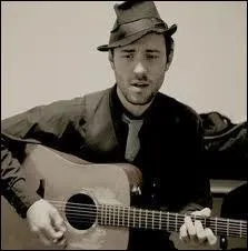 Retrouvez la chanson de Charlie Winston :
