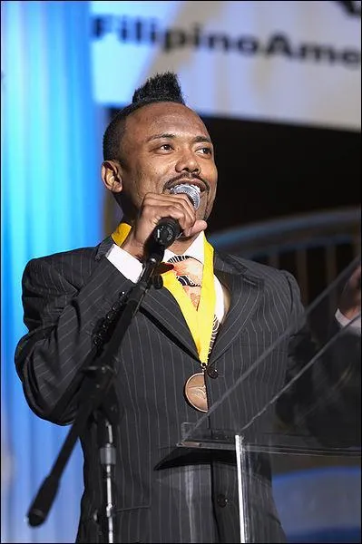 Qui est ce chanteur ?