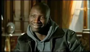 Qui prononce la phrase  Pas de bras, pas de chocolat  dans le film  Intouchables  ?