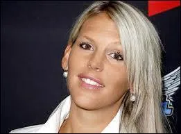 Qui est cette femme de grand caractre qui a t dcouverte par une mission de tlralit ?