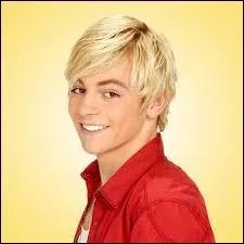 Quel est le nom de famille d'Austin dans la srie  Austin & Ally  ?