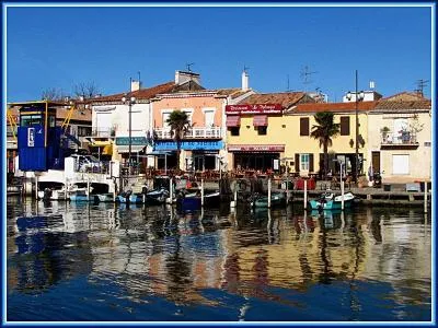 Le-Grau-du-roi, ville se situant au bord de la mer Mditerrane, se situe-t-elle en France, en Espagne ou en Italie ?