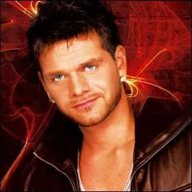 Comment s'appelle sa premire chanson ?