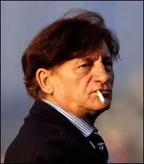 Décembre : Raymond Goethals est le seul entraîneur ayant réussi à remporter la Ligue des champions à la tête d'un club français. Contre qui l'équipe de Marseille a-t-elle réussi cet exploit ?