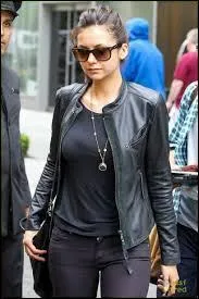 O vivent ses grands-parents ?