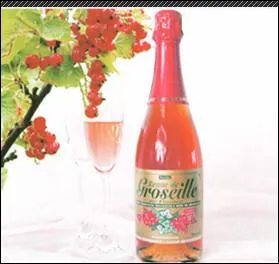 Cette autre sp�cialit� haut-marnaise est une boisson mousseuse. C'est la :