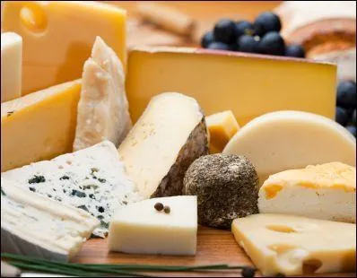 Dernière question : est-il vrai que le nombre de fromages existant en France équivaut à un fromage différent par jour ?