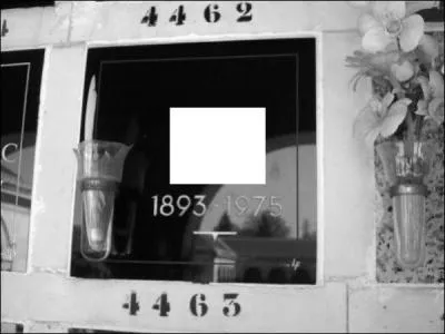 Quel est cet humoriste qui disait, justement :  La mort est un manque de savoir-vivre  ?