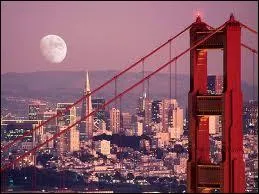 Qui a chant  Quand San Francisco se lve. San Francisco, o tes-vous...   ?