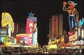 Quelle chanson Elvis Presley a-t-il interprte ?