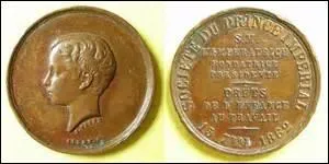 A partir de 1862, ma politique sociale se montre plus audacieuse et novatrice, en mai quelle socit est fonde et est destine aux ouvriers et  aider les familles temporairement dans le besoin ?