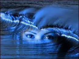 Qui chantait  Plus bleu que le bleu de tes yeux  ?