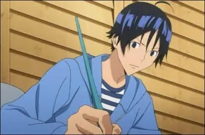 Il est le jeune dessinateur du duo Muto Ashirogi.