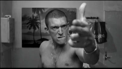 Pourquoi Vinz a-t-il tant  la haine  dans le film du mme nom ralis en 1995 par Mathieu Kassovitz ?