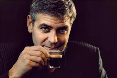 Pour quelle marque de caf George Clooney fait-il la pub ?