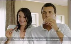 Dans quelle pub un joueur de tennis joue-t-il ?