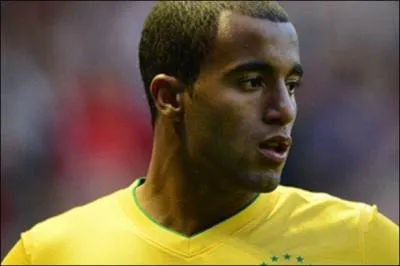 Qui est ce footballeur ?