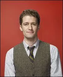 Pourquoi Sue critique-t-elle sans arrt les cheveux de William Shuster ?