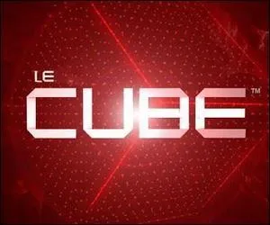 Quel est le nom du prsentateur de  Le cube  ?
