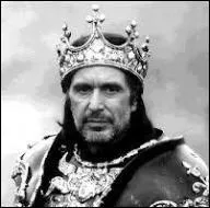 Dans quelle pice historique Shakespeare met-il en scne l'ascension et la chute brutale d'un roi tyran, battu par le futur Henri VII d'Angleterre  la bataille de Bosworth ?