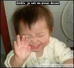 Traduisez-moi le verbe rire en anglais :