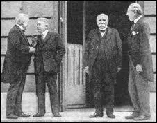 Le trait entre les Allis et l'Empire allemand mettant fin  la Premire Guerre mondiale fut sign le 28 juin 1919  