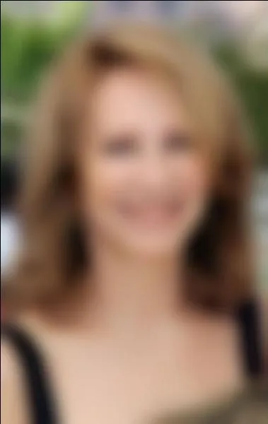 Elle a été nommée Chevalier de la Légion d'honneur :