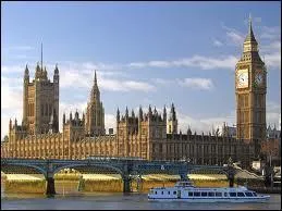 Comment s'appelle la plus grande cloche de Londres ?