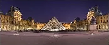 Le Louvre en France est :