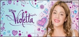Comment s'appelle la mre de Violetta ?