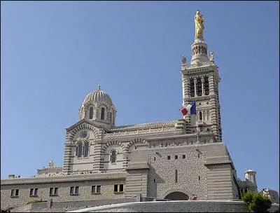 Quelle est la ville domine par Notre-Dame de la Garde ?