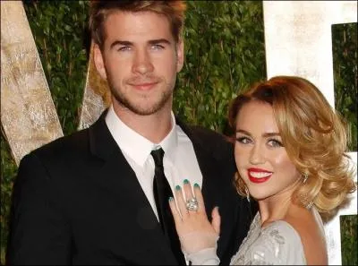 A quel ge s'est-elle fiance ?