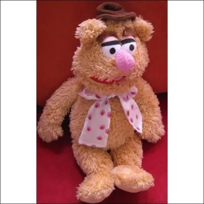 Cet ours est le comique officiel du Muppet Show. C'est :