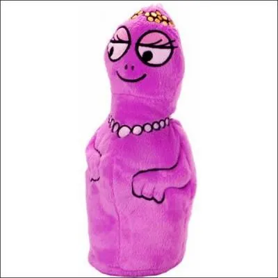 Quel est le nom de la plus jolie fille de la famille ?