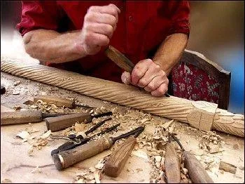 La ville de Paris clbre cette anne  l'cole Boulle . Que propose -t-on dans cette cole. ? Quelle discipline n'est pas propose ?