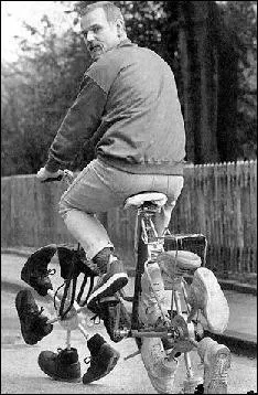 Lche-moi les baskets ! Dans la treizime tape, quel favori eut-il une crevaison et a d abandonner le podium ?