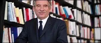 Qui est le candidat sur l'image ?